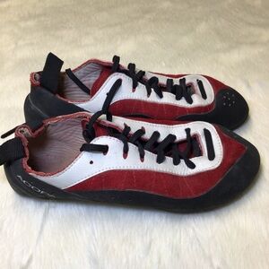 Acopa rock climbing shoes black red‎ and white, men’s 12 Euro 46